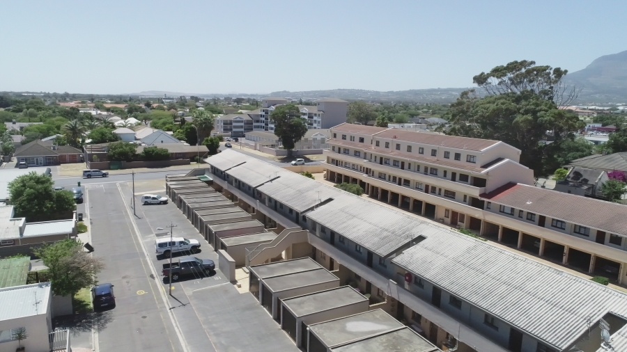 2 Bedroom Property for Sale in Strand Central Western Cape